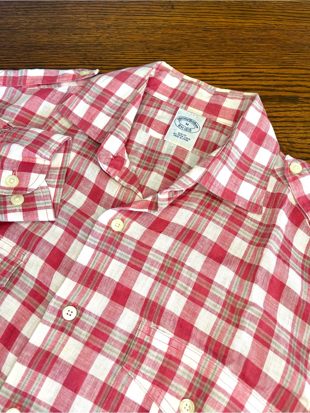 Brooks Brothers Linen Shirt Mens Size M Irish Linen Red Plaid Long Sleeve Slim